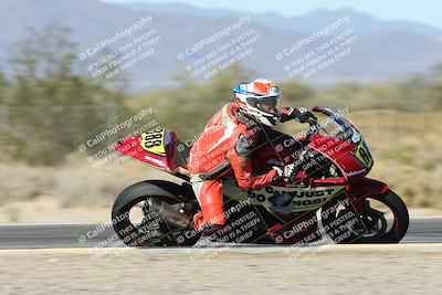 media/Dec-04-2025-Racers Edge (Thu) [[5ebc9f124d]]/3-B Group/5-Session 2 Turn 2 inside Speed Pans/